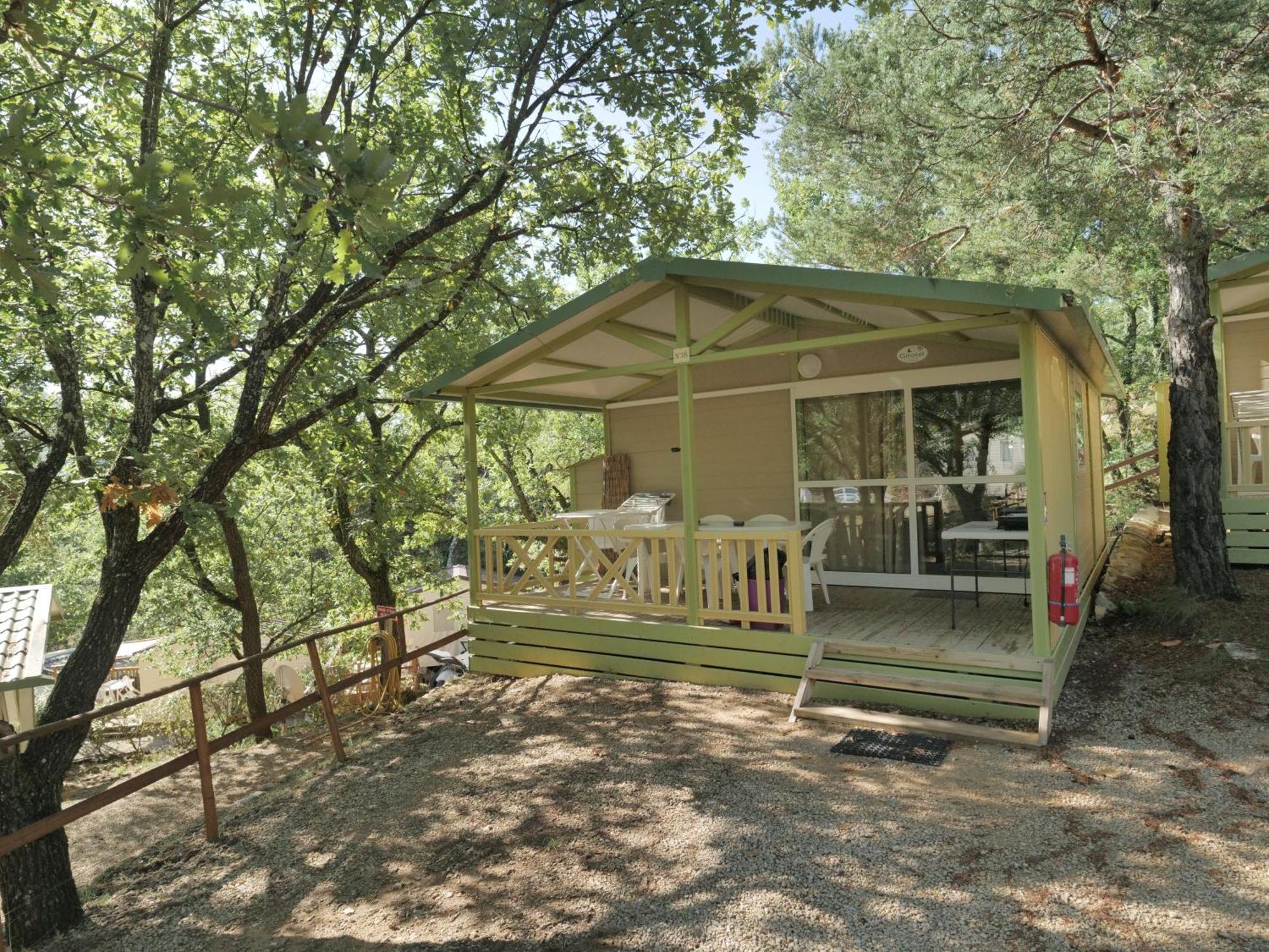 Camping Pres Du Lac De Sainte Croix Bauduen Exterior foto